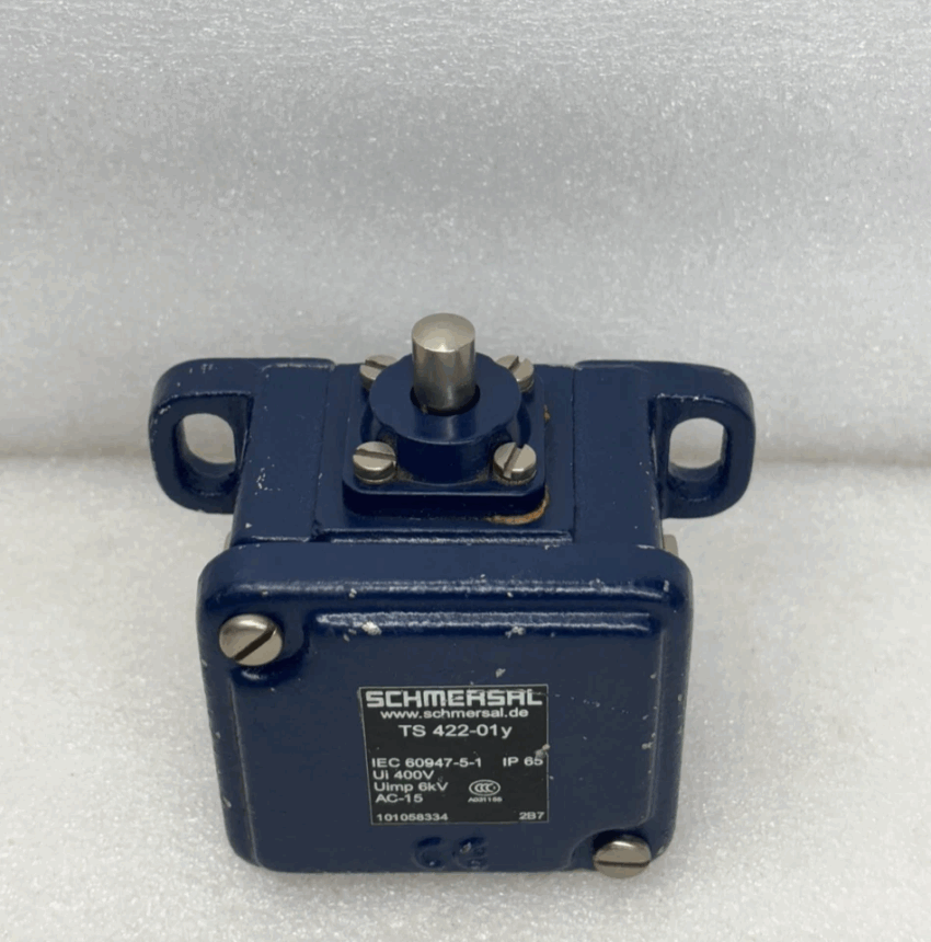 Schmersal TS 422-01Y Limit Switch – IEC 60947-5-1 IP65 Mechanical Plunger Actuator1 NC Contact – Used - Image 6